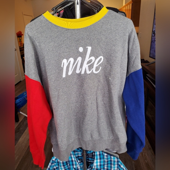Nike Other - Nike multicolor crewneck sweater
